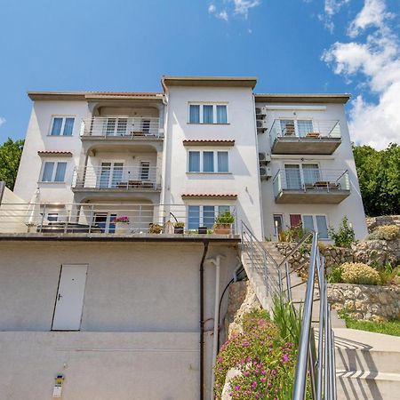 1 Bedroom Gorgeous Apartment In Mošćenička Draga 外观 照片