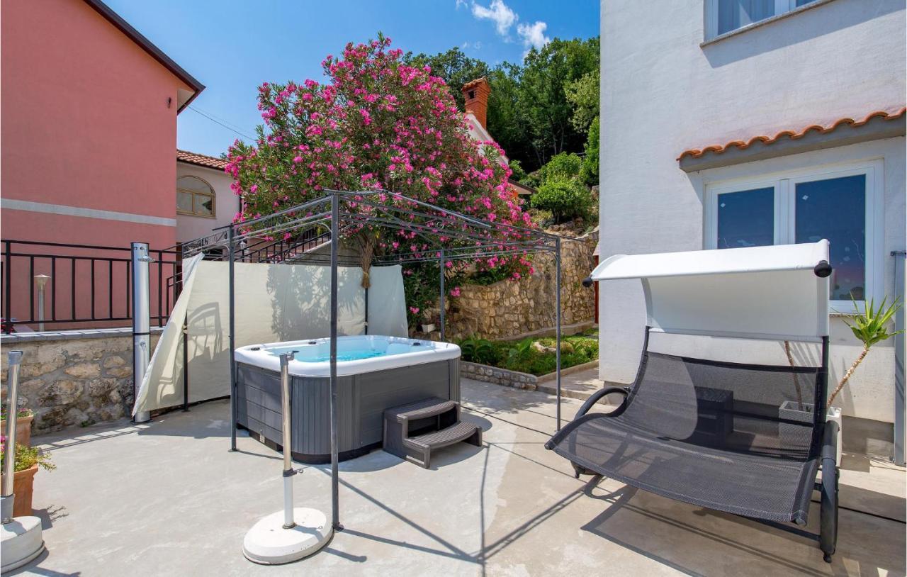 1 Bedroom Gorgeous Apartment In Mošćenička Draga 外观 照片
